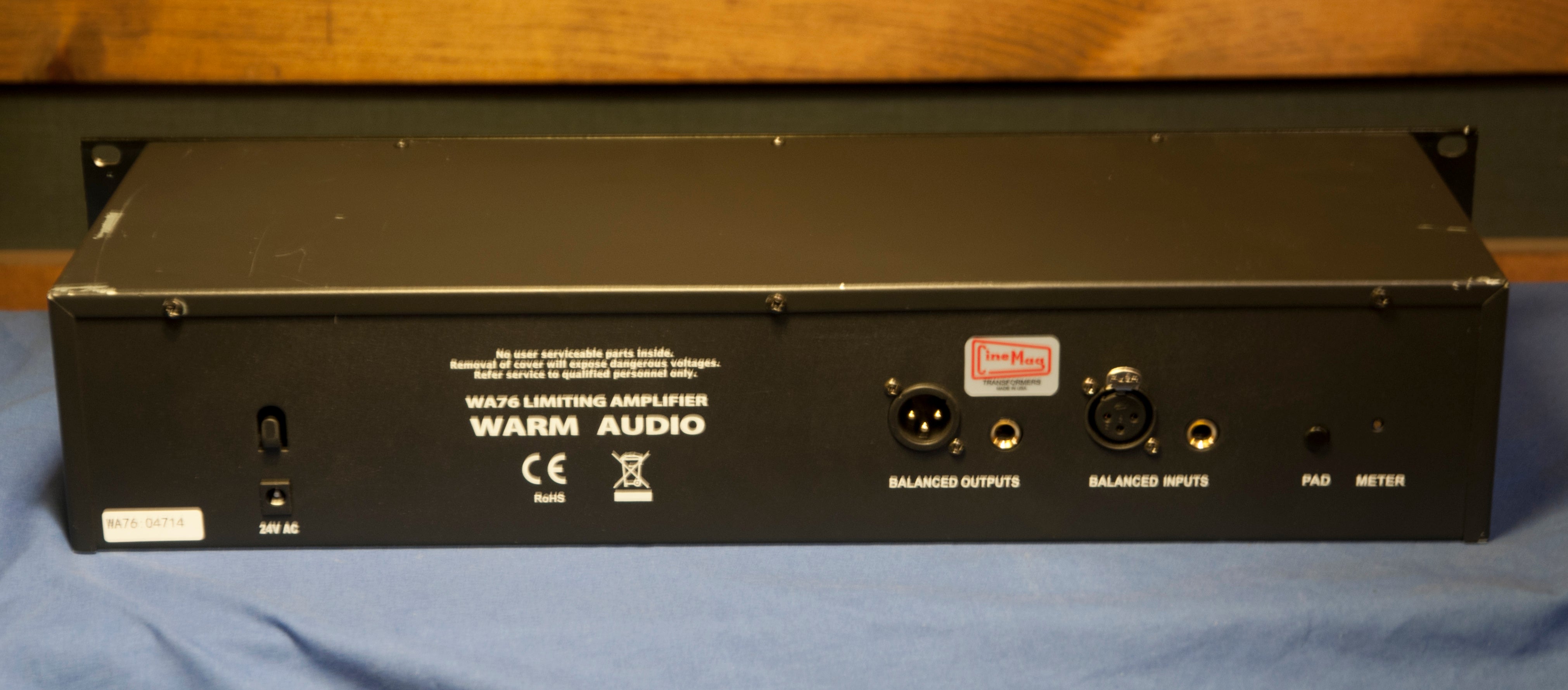 Warm Audio WA76 Limiting Amplifier – Alto Music