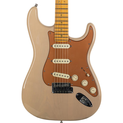 Fender American Deluxe Strat V Neck (2004-2010), Maple Fingerboard, Honey Blonde