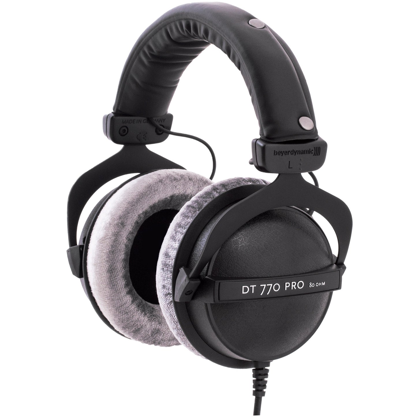  beyerdynamic DT 770 PRO 250 Ohm Over-Ear Studio Headphones in  Black. Closed Construction, Wired for Studio use, Ideal for Mixing in The  Studio : Musical Instruments