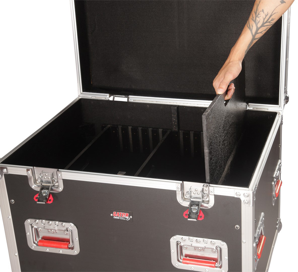 Gator G-TOURTRK302212 Truck Pack Trunk, 30x22 X 22 Inches, 12mm with Dividers